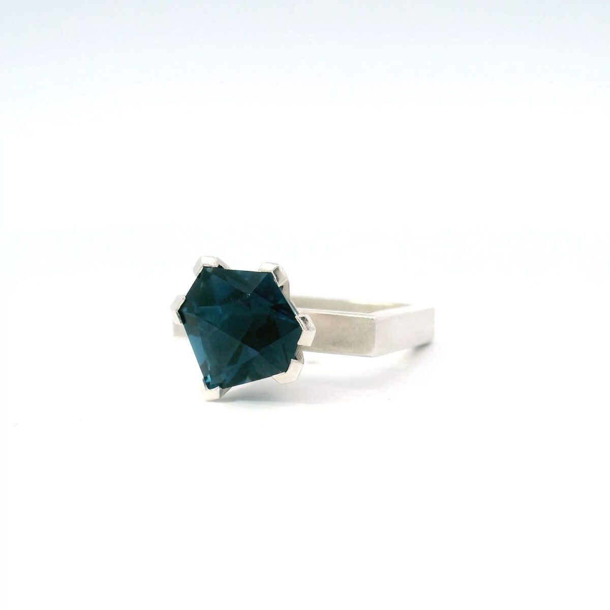Ring Square Topas London Blue – Bild 3